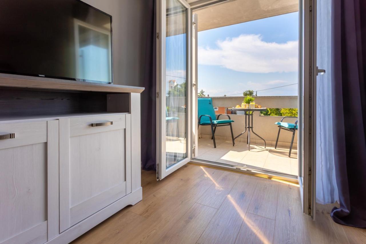 Apartment Demo Malinska Dış mekan fotoğraf
