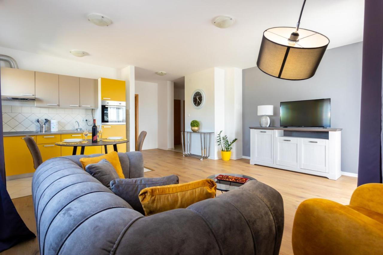 Apartment Demo Malinska Dış mekan fotoğraf
