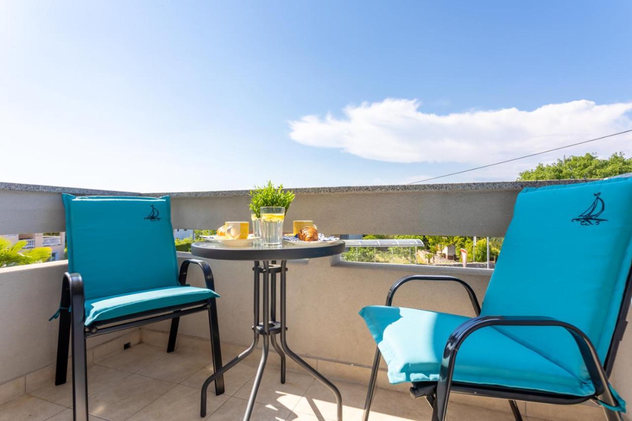 Apartment Demo Malinska Dış mekan fotoğraf